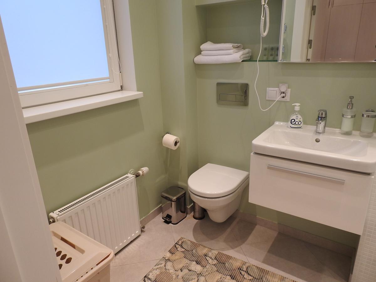 Vienibas Prospekts 6 Apartman Jūrkalne Kültér fotó